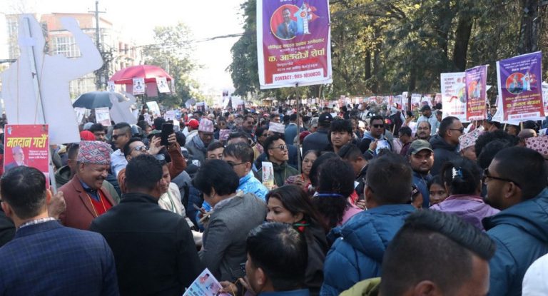 एमालेको ११औँ राष्ट्रिय महाधिवेशन: भृकुटीमण्डपमा कार्यकर्ताको चहलपहल