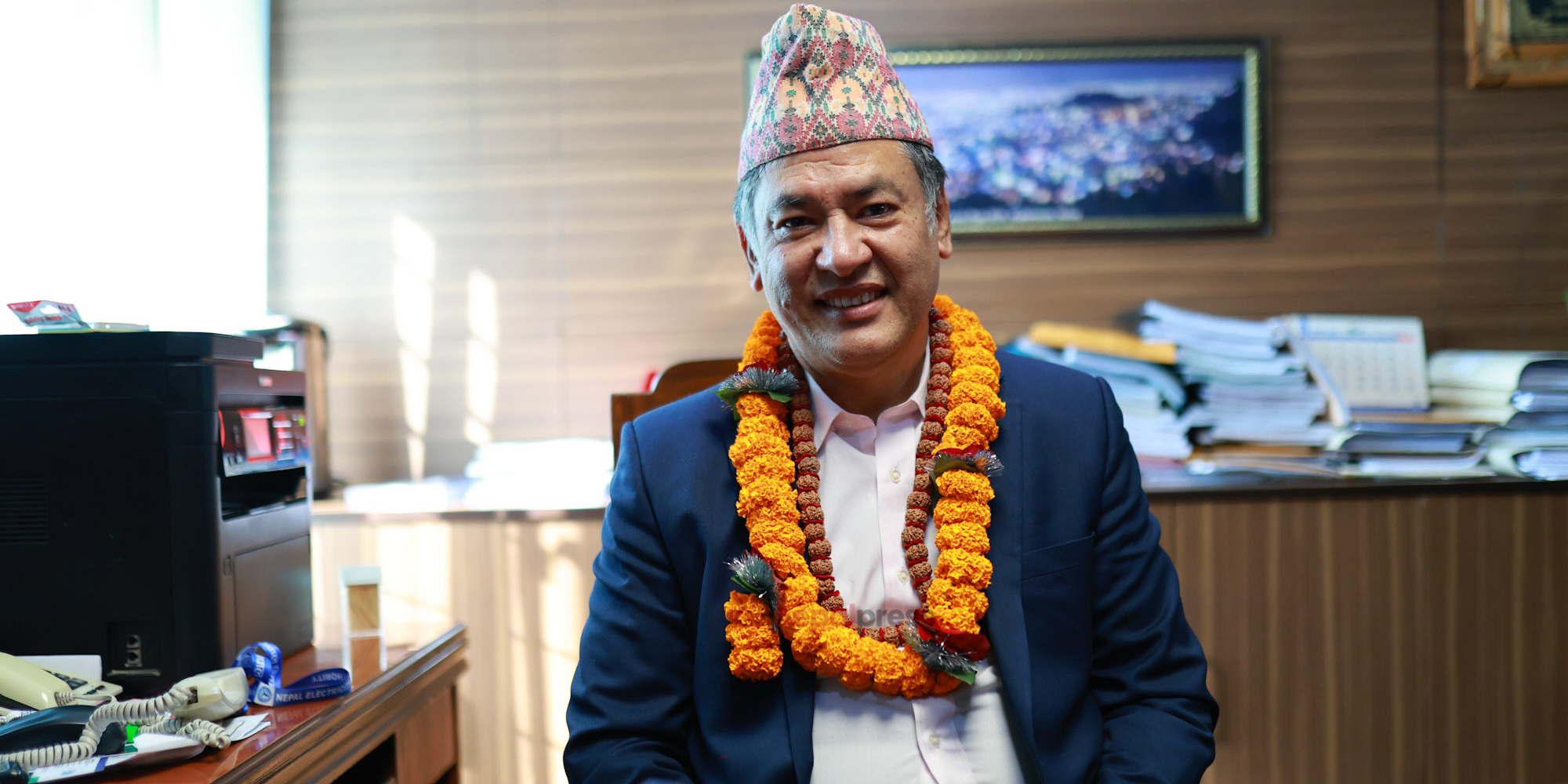 विद्युत प्राधिकरणमा हितेन्द्रदेवले गरे पुन: पदवहाली