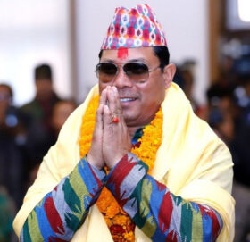 रेशम चौधरीको मनोनयन बदरको मागसहित उजुरी दर्ता