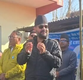 चुनावी प्रचारका लागि संखुवासभा पुगे बालेन