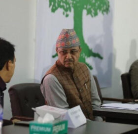 कांग्रेस केन्द्रीय कार्यसम्पादन समिति बैठक बस्दै