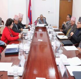 सिंहदरवारमा मन्त्रिपरिषद् बैठक जारी