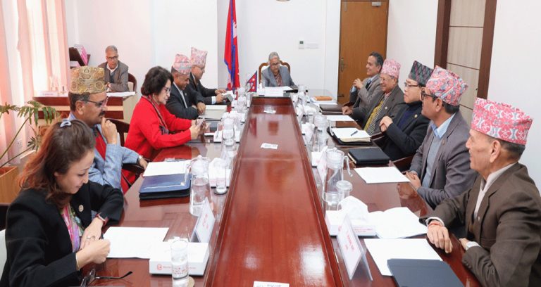 सिंहदरवारमा मन्त्रिपरिषद् बैठक जारी