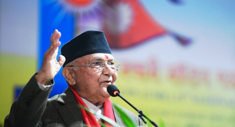 ६ लाख ६३ हजार पार्टी सदस्यहरुलाई ओलीको पत्र- एमालेले बहुमत ल्याउने गरी लाग्नूस्