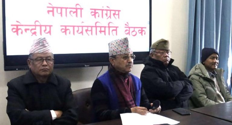 गगन–विश्वले धोका दिंदा पार्टी फुटतिर गयो : कार्यवाहक सभापति खड्का