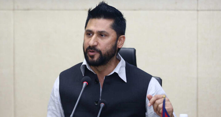 रवि लामिछानेको उम्मेदवारी संकटमा, मुद्दा फिर्ता गर्न अदालतको अस्वीकार