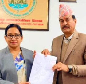 रेनुले दिइन् पदबाट राजीनामा, चितवन–३ बाट उम्मेदवारी दिने तयारी