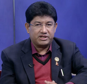 एमाले त्यागेका जनार्दन ढकाल कांग्रेस प्रवेश गर्दै