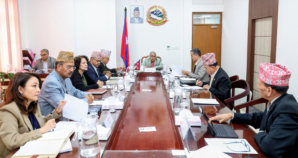 सिंहदरबारमा मन्त्रिपरिषद् बैठक जारी