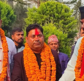 रुपन्देही-३ मा जसपा नेपालका उम्मेदवार एमाले प्रवेश