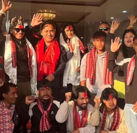 चुनावको मुखमा रास्वपालाई ठुलो धक्का: कर्णाली प्रदेश महामन्त्री र जिल्ला सभापतिले छाडे पार्टी, कांग्रेस प्रवेश