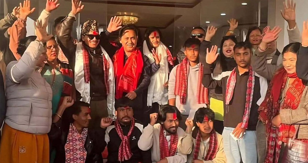 चुनावको मुखमा रास्वपालाई ठुलो धक्का: कर्णाली प्रदेश महामन्त्री र जिल्ला सभापतिले छाडे पार्टी, कांग्रेस प्रवेश