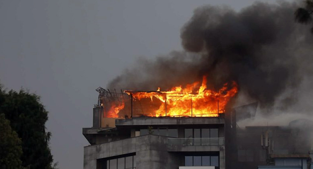 पुल्चोकस्थित दाउरा थकालीमा लागेको आगो नियन्त्रणमा