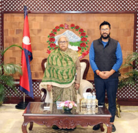 प्रधानमन्त्री कार्कीसँग रास्वपा सभापति लामिछानेको शिष्टाचार भेटवार्ता