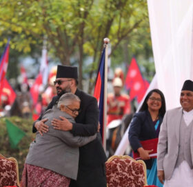 पूर्वप्रधानमन्त्री कार्कीको बालेनलाई सुझाव : जोशमा होस पुर्‍याएर काम गर्नू