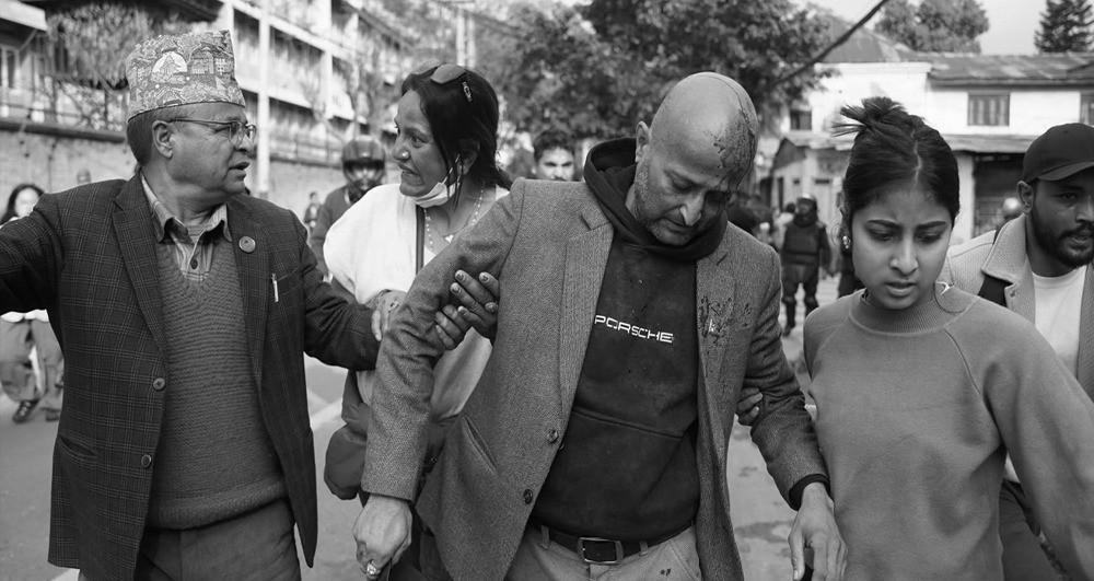 प्रहरीको लाठीचार्जबाट एमालेका प्रदर्शनकारी घाइते, सिंहदरबार क्षेत्रमा सुरक्षा ‘हाइ अलर्ट’