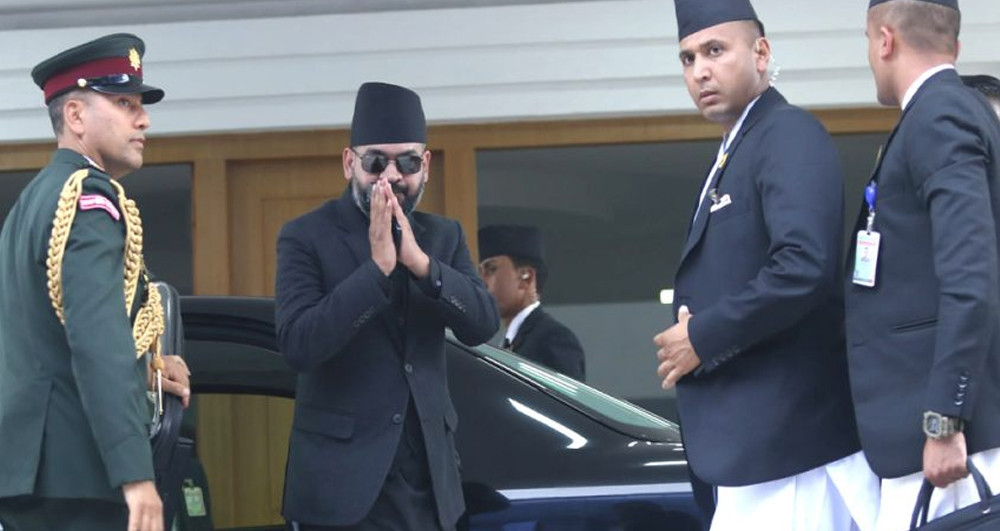 मन्त्रीहरूसँग छलफलमा जुटे प्रधानमन्त्री शाह