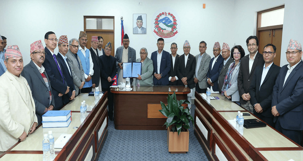 जाँचबुझ आयोगले प्रधानमन्त्री कार्कीलाई बुझायो जेनजी प्रदर्शनबारे छानबिन प्रतिवेदन