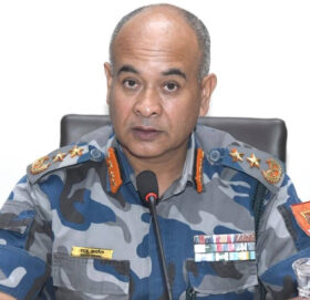 शान्तिपूर्ण निर्वाचन गराउन भूमिका खेलेको भन्दै कर्मचारीलाई सशस्त्रका आईजीपीद्वारा धन्यवाद व्यक्त