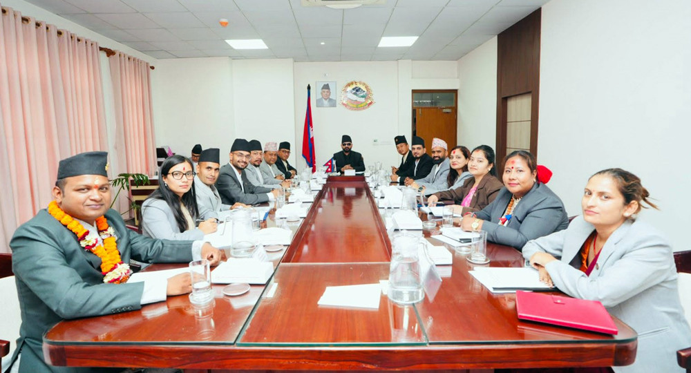 प्रधानमन्त्री बालेनले बोलाए मन्त्रिपरिषद्को आकस्मिक बैठक