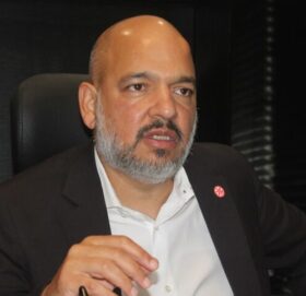 व्यवसायी शेखर गोल्छा पक्राउ