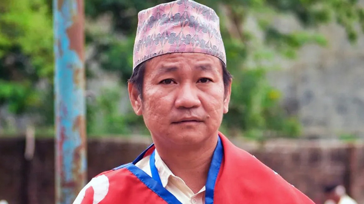 सेनालाई नेताको ढोका खोल्ने काममा लगाउनु दुर्भाग्य हो : हर्क साम्पाङ