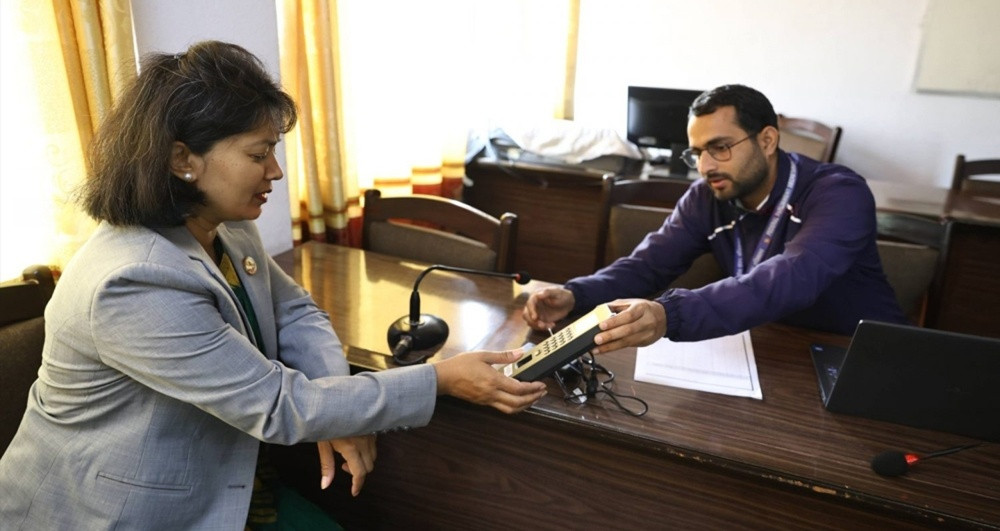 ई-हाजिरीका लागि सांसदहरुको धमाधम बायोमेट्रिक लिइँदै