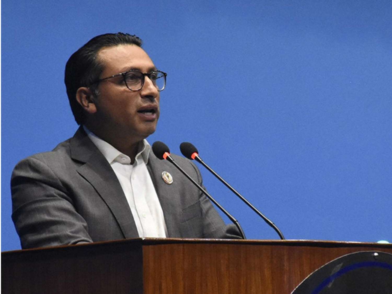 संसद‍्को संयुक्त बैठक बस्दै,अर्थमन्त्री वाग्लेले बजेट पेश गर्ने