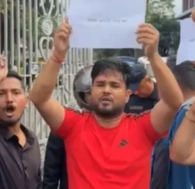 सिंहदरबार अगाडि प्रदर्शन गर्ने अनेरास्ववियुका अध्यक्षसहित सातजना पक्राउ