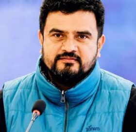 लाइसेन्स विवादमा राजीव खत्रीले भ्रम फैलाएको मन्त्री थापाको आरोप, अभिव्यक्ति हटाउन आग्रह