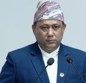 भारतसँगको मतभेद वार्ताबाट टुंग्याउन चाहेका छौँ : परराष्ट्रमन्त्री खनाल
