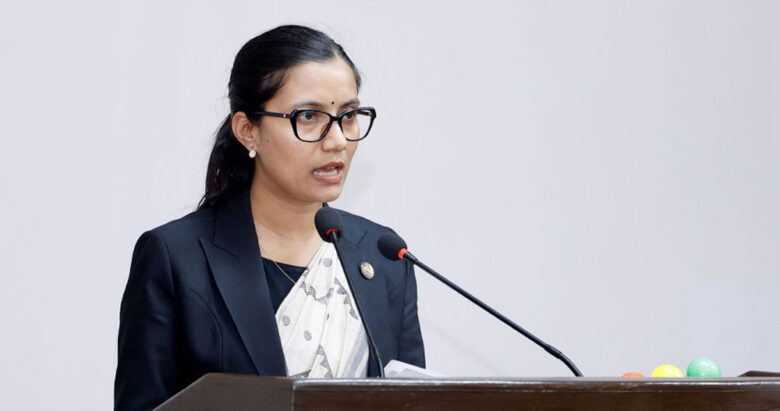 दुई दिने सार्वजनिक बिदा व्यवस्था तत्काल यथावत् रहन्छ: कानुनमन्त्री गौतम