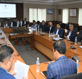 बहुराष्ट्रिय २० ठूला करदाता कम्पनीका प्रतिनिधिसँग अर्थमन्त्री वाग्लेको छलफल