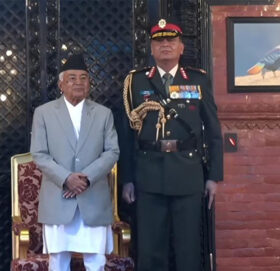 भारतीय प्रधानसेनापति धिरज सेठलाई नेपालको मानार्थ महारथीको दर्जा
