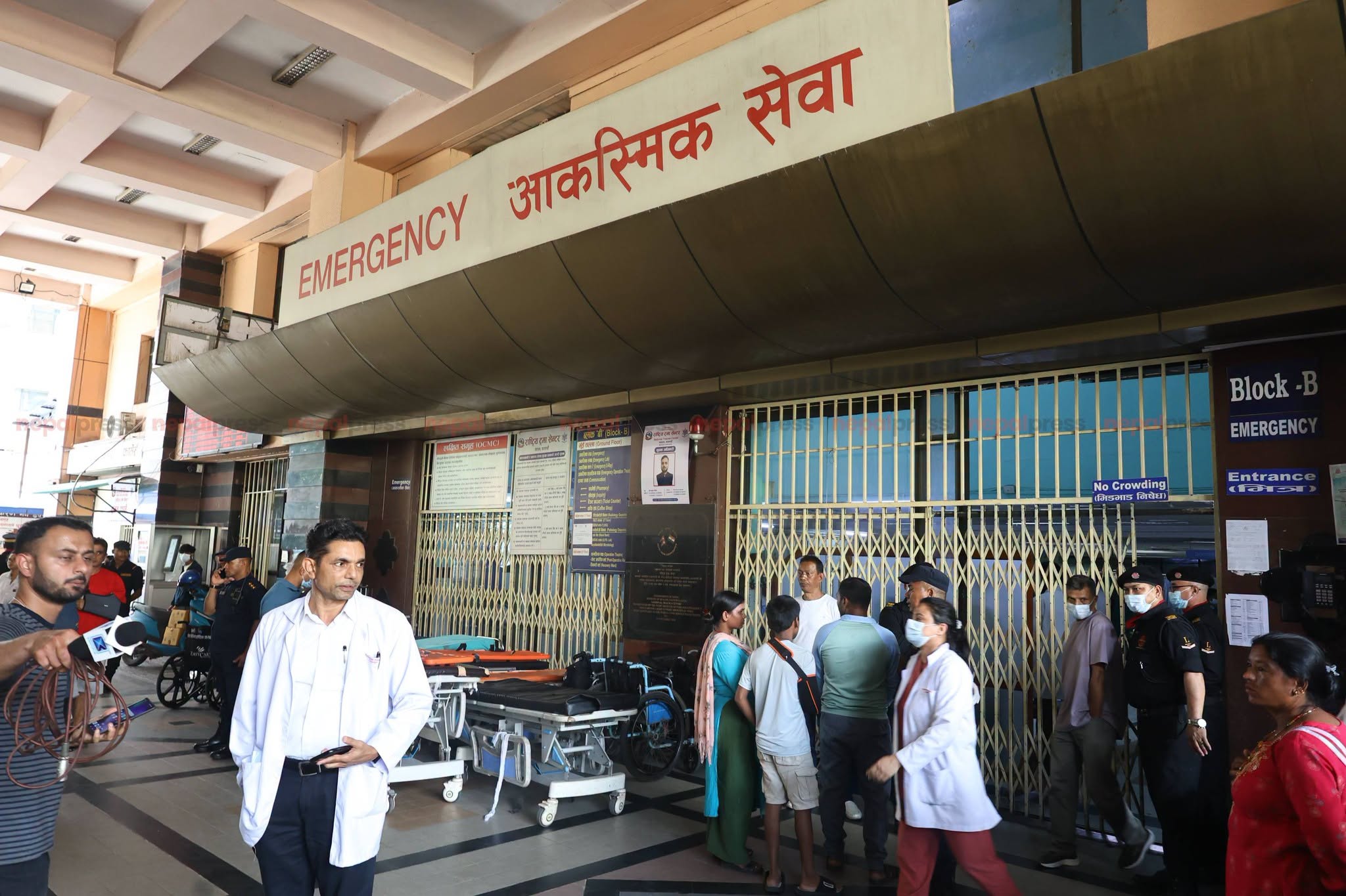 भाेटेकेशी पहिराेमा परेर घाइते भएका २५ जनाकाे काठमाडौंका यी अस्पतालमा उपचार हुँदै