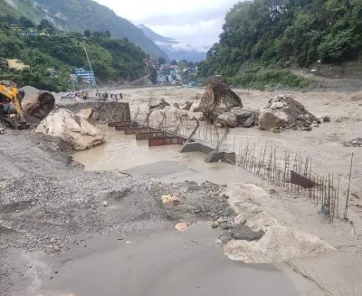 दार्चुलामा पहिरोले चौलानी नदी आंशिक थुनियो, तटीय क्षेत्रमा सतर्क रहन आग्रह