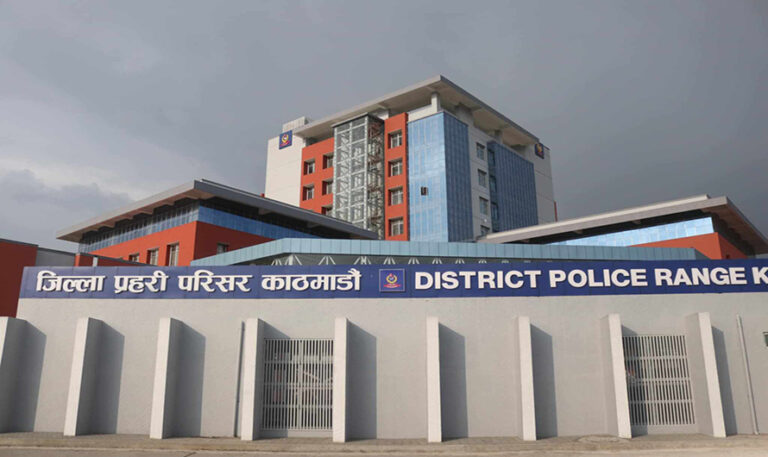 दशैंलगत्तै काठमाडौं प्रहरीको ‘स्वीप अपरेसन’ : २४ घण्टामा ७५ जना पक्राउ