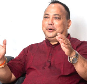 नागरिकता प्रकरणमा वीरगञ्जका मेयर राजेशमान सिंहसहित ७ जनाले पाए सफाइ