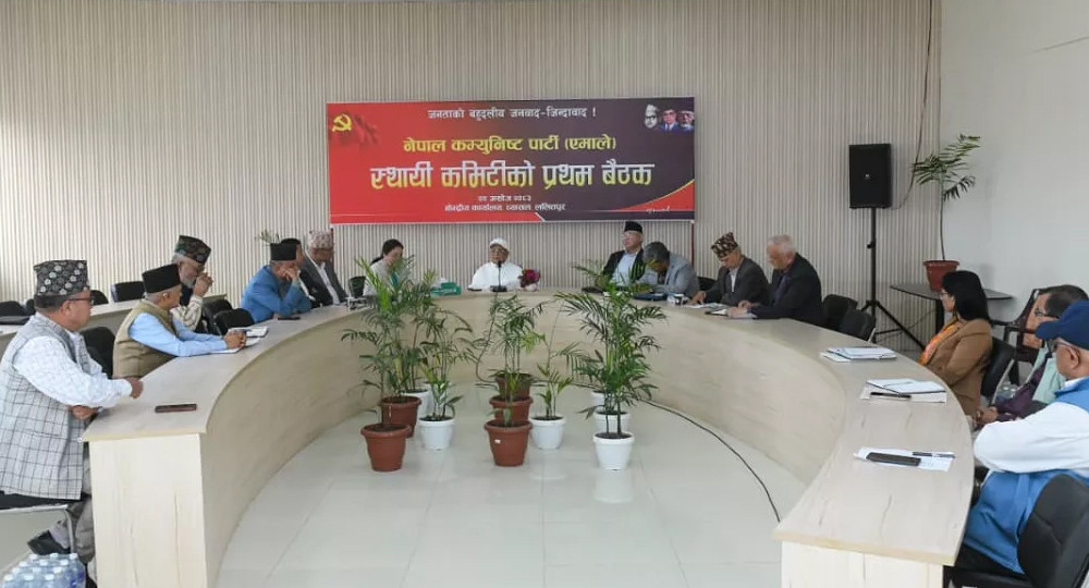 एमाले स्थायी कमिटी बैठक दोस्रो दिन पनि जारी